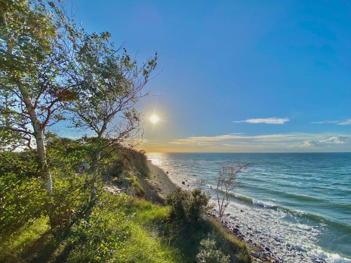Strandnahe Ferienwohnung Rügen Dranske Exterior foto